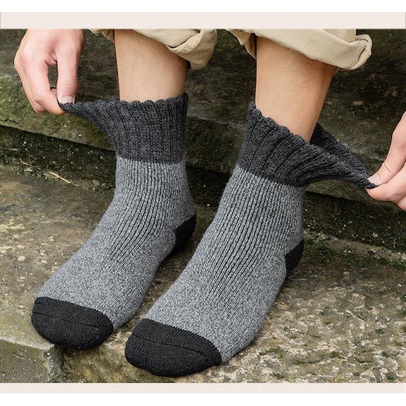 Solution Online Shops – gebreide wollen sokken – sfeerfoto