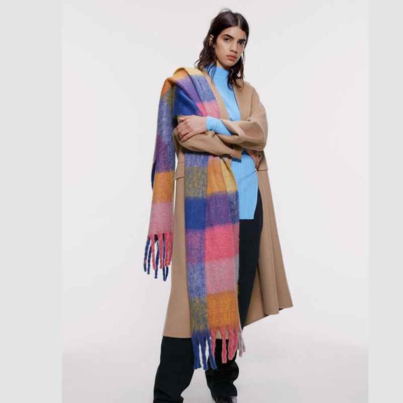 Solution Online Shops – kleding en accessoires – sjaals – dames sjaal – roze blauw – geblokt – sfeer