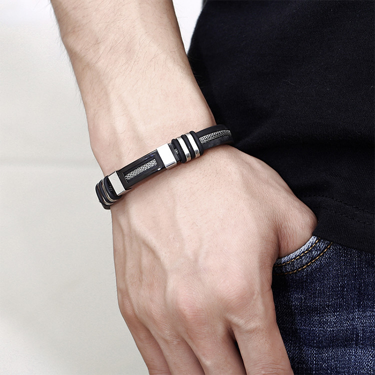 Solution Online Shops – sieraden – armbanden – leren armband Gillies – sfeerfoto