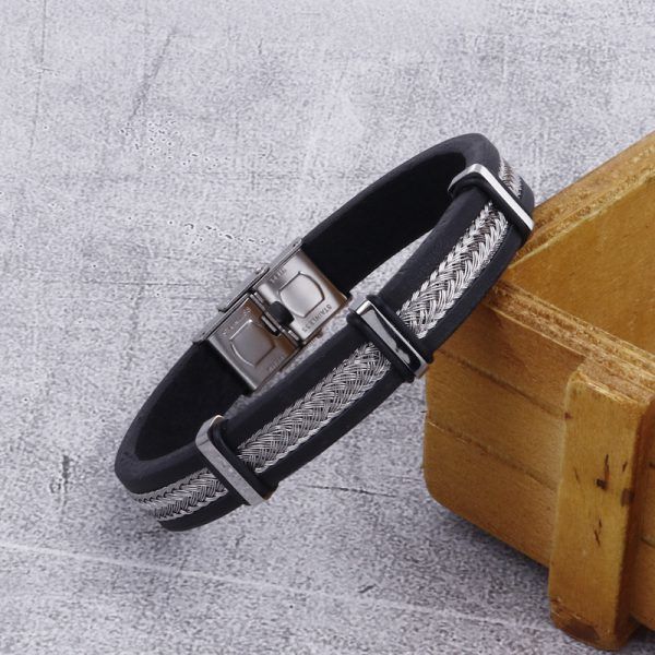 Solution Online Shops – sieraden – armbanden – leren armband tate – sfeerfoto