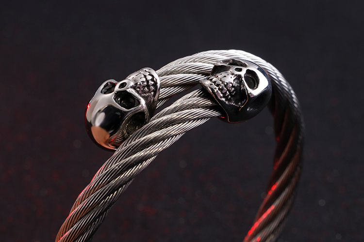 Solution Online Shops – sieraden – armbanden – stainless steel armband dexter – sfeerfoto