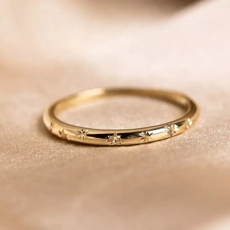 goudkleurige zilveren ring